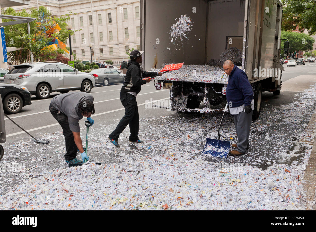 Accident de camion de déchiquetage de papier de bureau - Washington, DC USA Banque D'Images