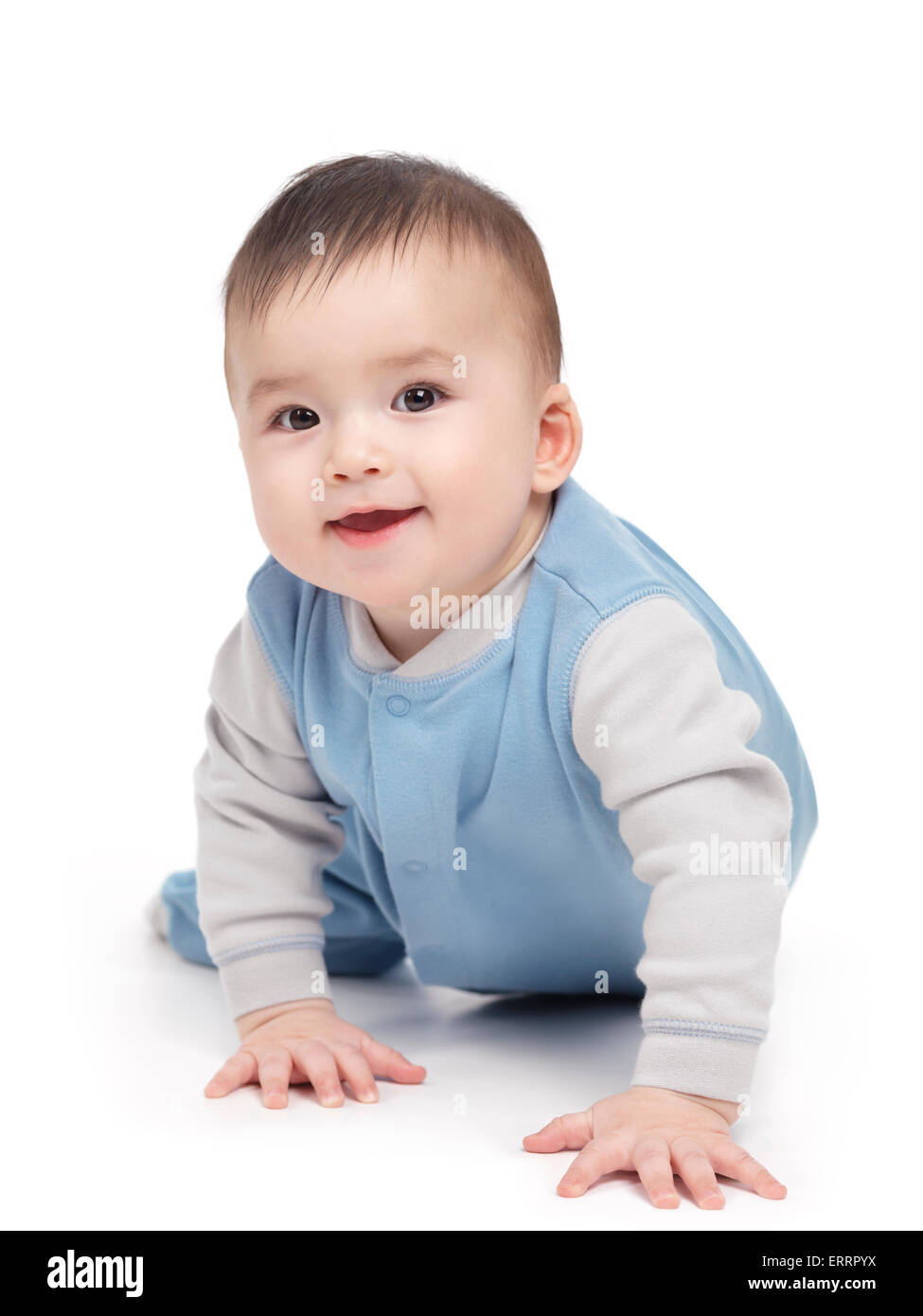 Cute Smiling Baby Boy De Ramper Sur Le Plancher Dans La Salle De Séjour  Photo Stock - Alamy