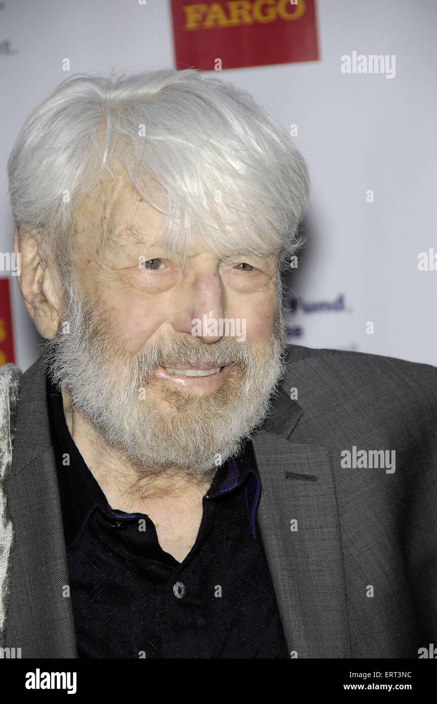 New York, NY, USA. 7 juin, 2015. Los Angeles, CA, USA. 7 juin, 2015. Theodore Bikel aux arrivées pour l'Actors Fund 19th Annual Tony Awards Viewing Party, Skirball Cultural Center, Los Angeles, CA 7 juin 2015. Crédit : Michael Germana/Everett Collection/Alamy Live News Banque D'Images