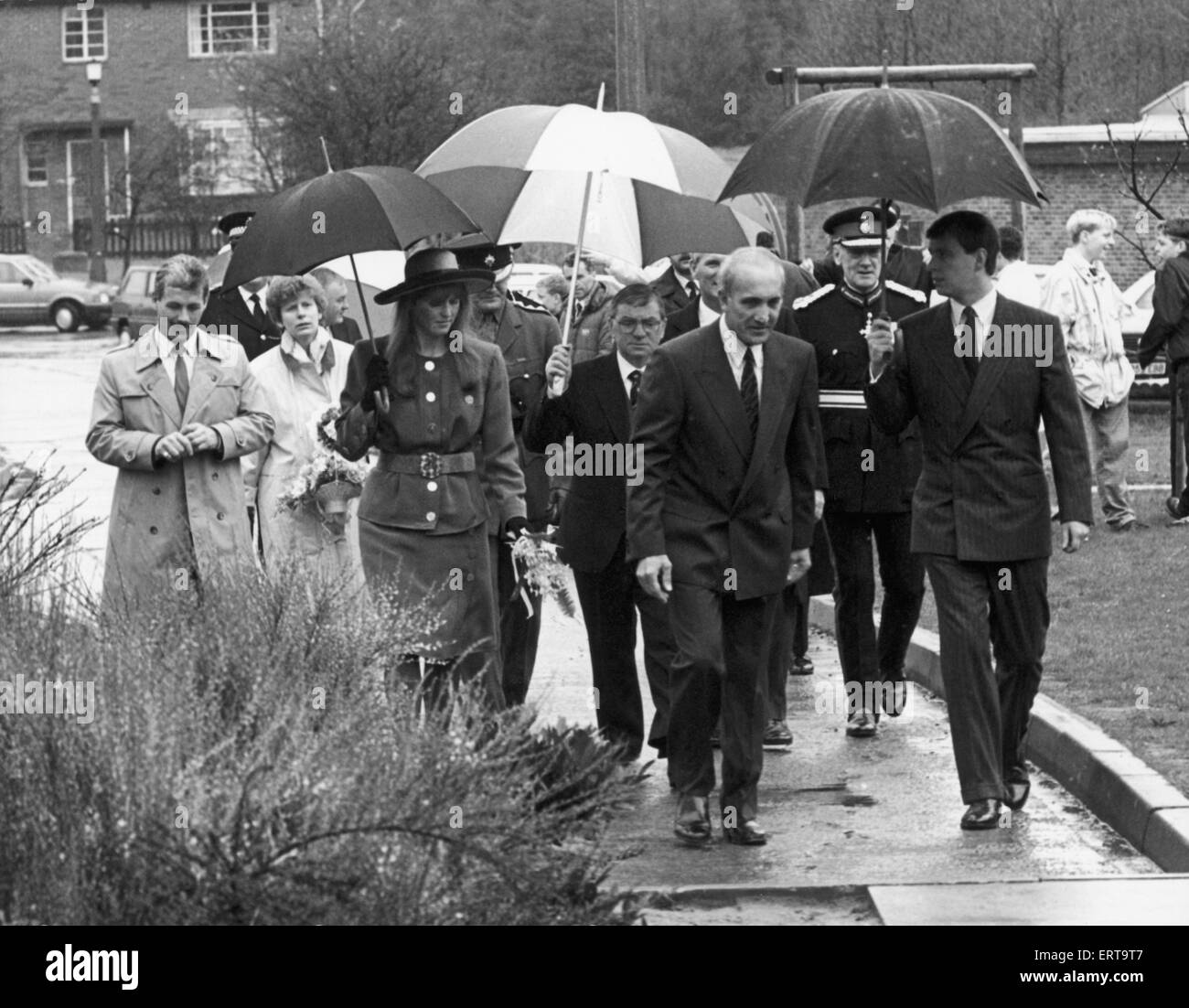 Le duc et la duchesse de York vu ici au cours d'une visite à la pluie Aycliffe Centre for Children, Newton Aycliffe 10 Avril 1989 Banque D'Images