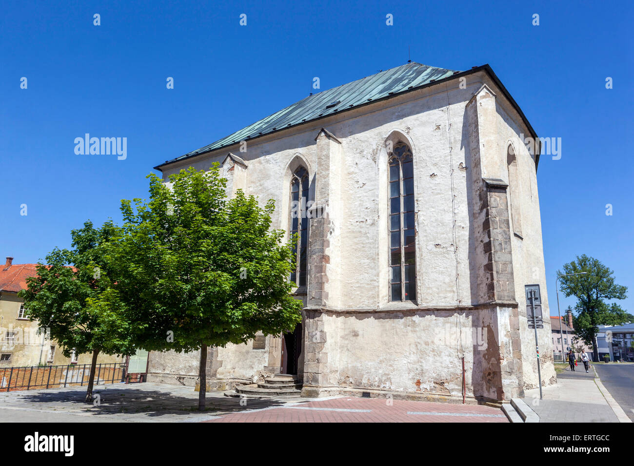 Vieille ville historique, l'église Saint-Barthélemy, Cheb, en Bohême de l'Ouest, République Tchèque, Europe Banque D'Images