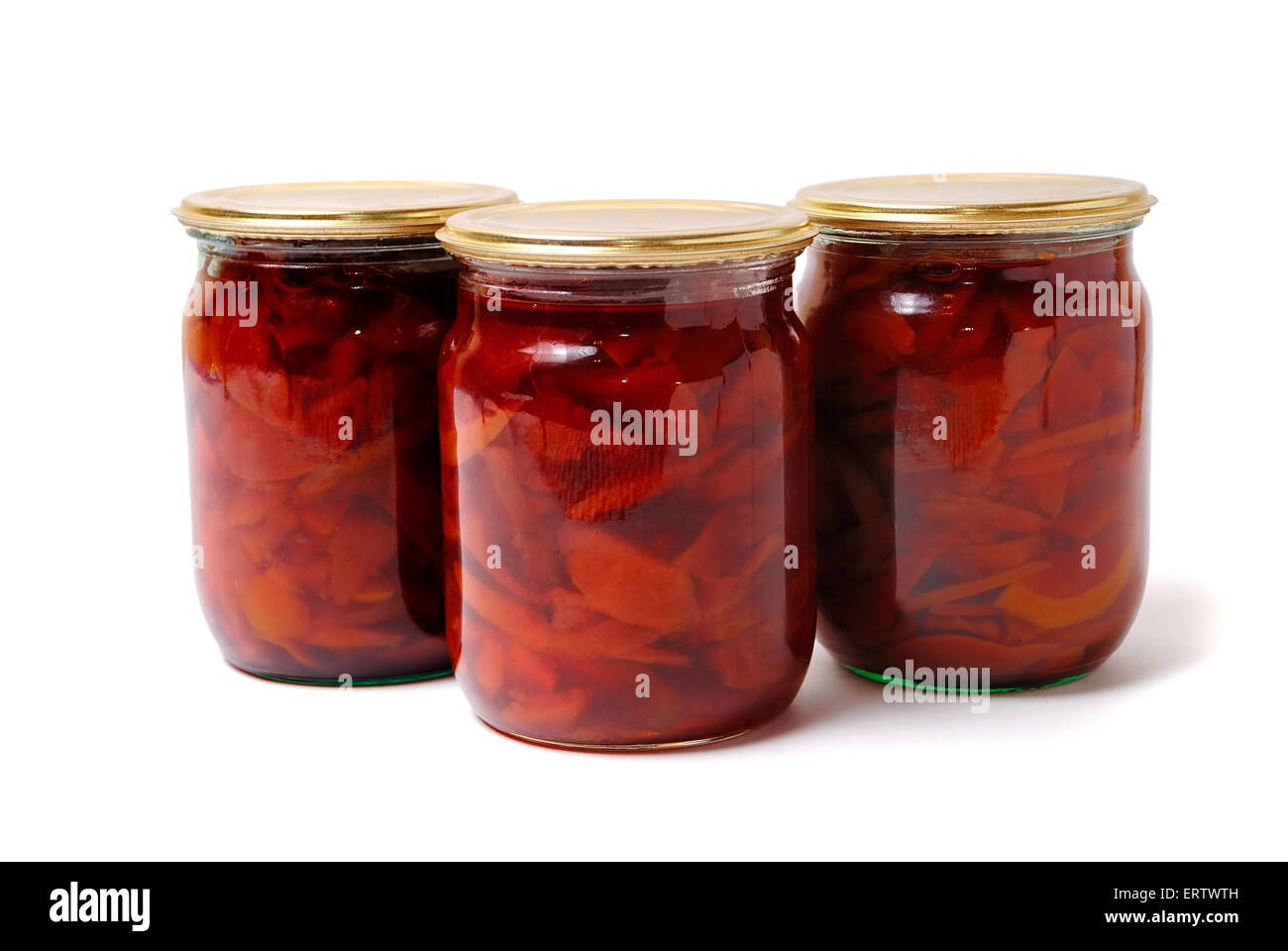 Confiture de Coing de préserver en verre isolé sur fond blanc Banque D'Images