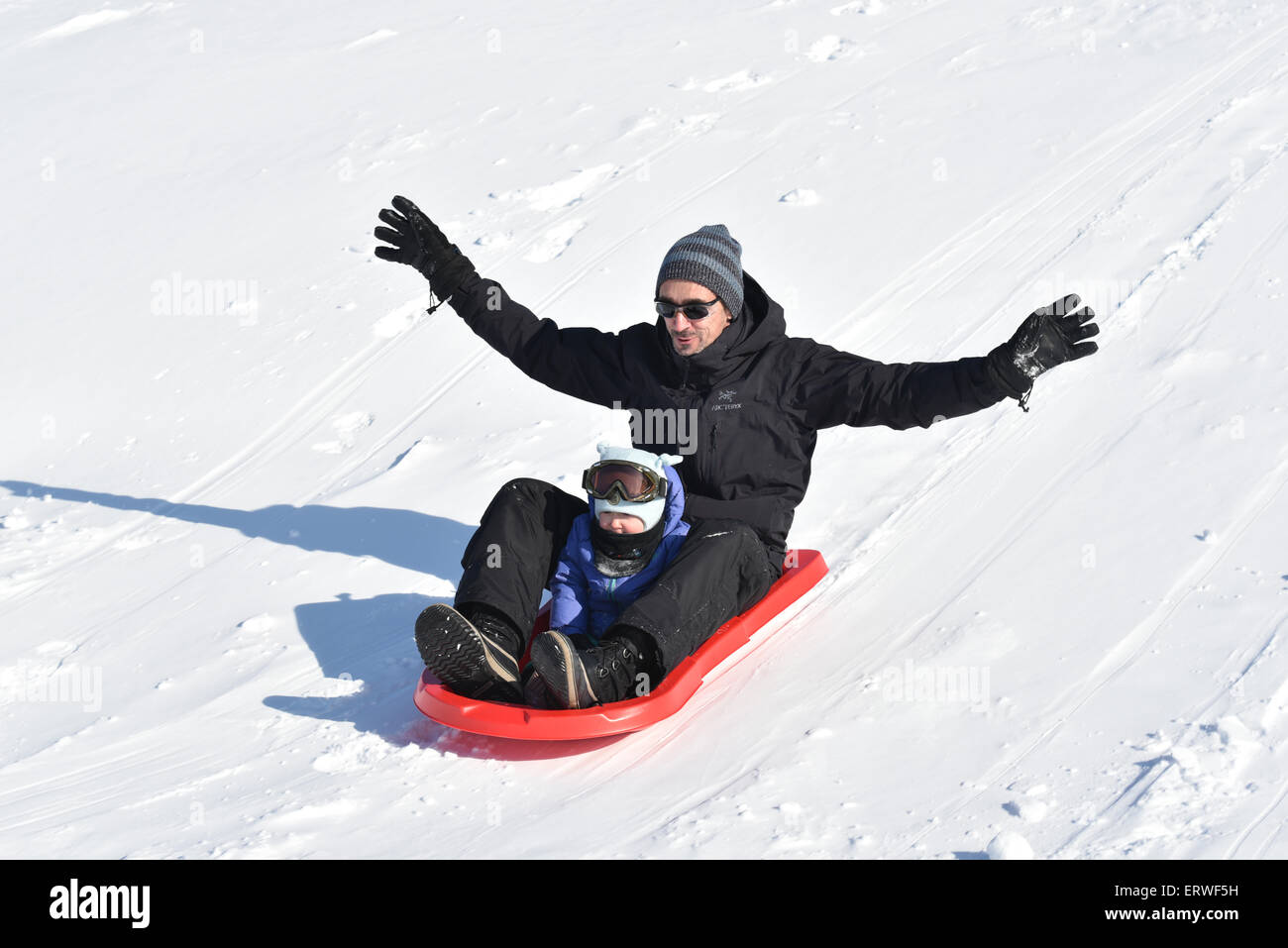 Père et fille de la luge Banque D'Images