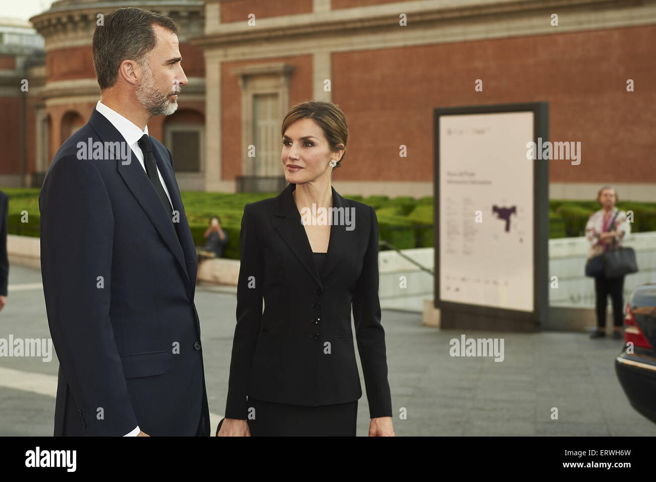 Madrid, Espagne. 8 juin, 2015. Le roi Felipe VI d'Espagne, la Reine Letizia d'Espagne, le Roi Willem-Alexander, Reine Maxima, la Princesse Beatrix, la Princesse Laurentien, le roi Siméon Sakskoburggotski Borisov et Margarita Gomez-Acebo, Miriam Ungria et fils assistera à la messe pour Fueneral Prince Kardam de Tarnovo à Los Jerenimos l'église le 8 juin 2015 à Madrid Crédit : Jack Abuin/ZUMA/Alamy Fil Live News Banque D'Images