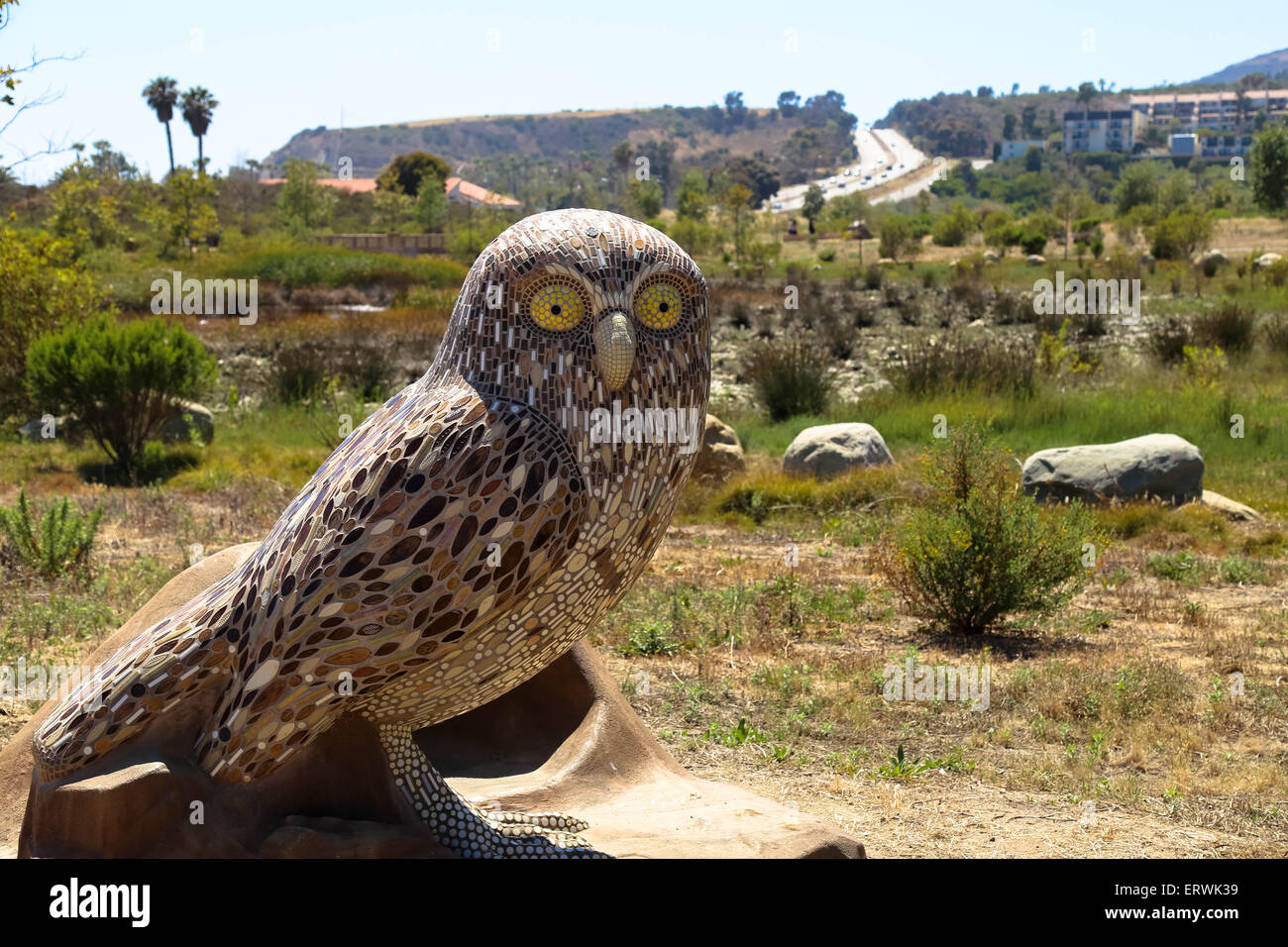 Un hibou Statue à Malibu, en Californie. Banque D'Images