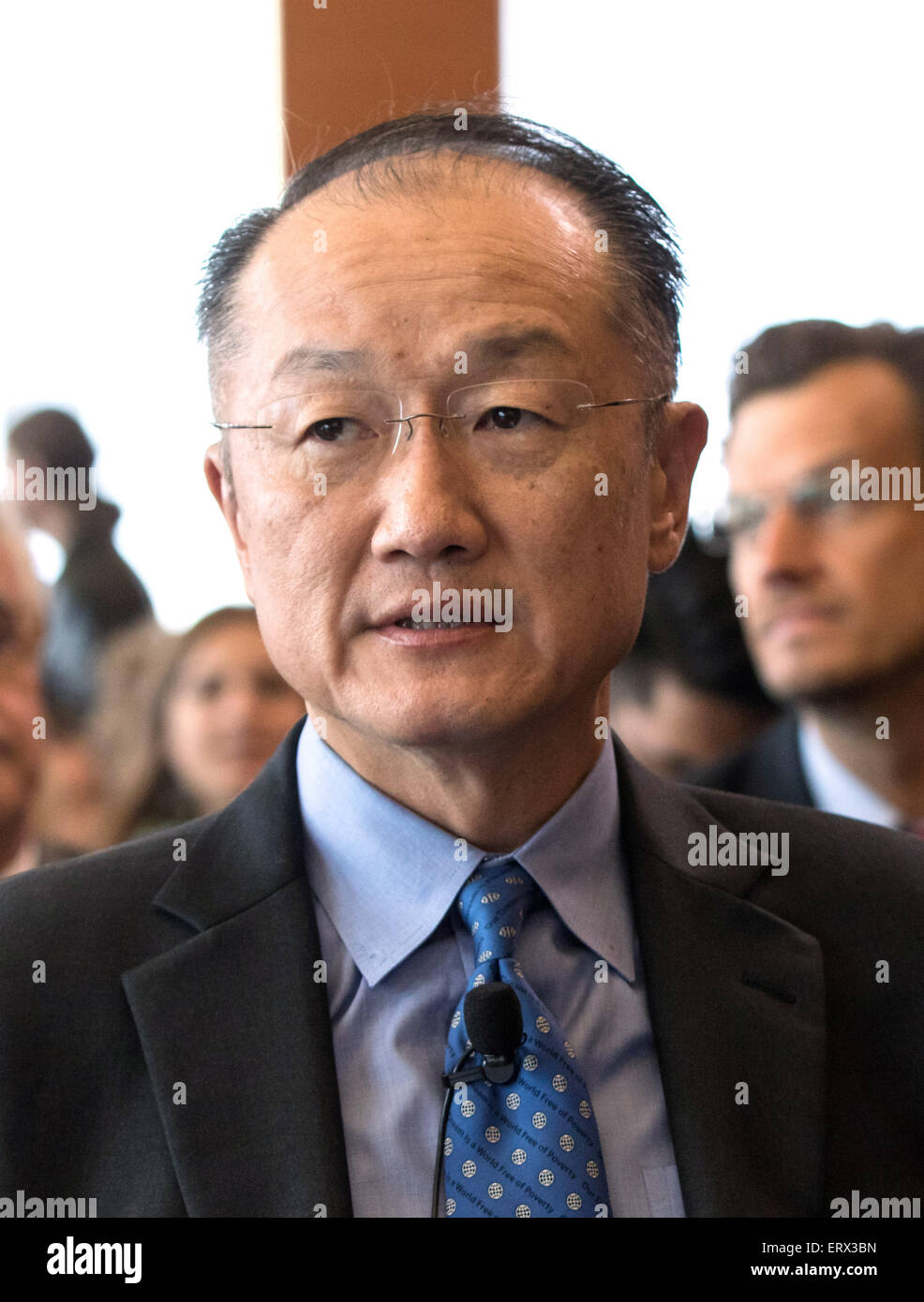 Jim Yong Kim, Président de la Banque mondiale parle au rôle des pays en développement au sein de l'économie mondiale lors d'un événement à l'Université Goethe de Francfort am Main, Allemagne, 09 juin 2015. Photo : FRANK RUMPENHORST/dpa Banque D'Images