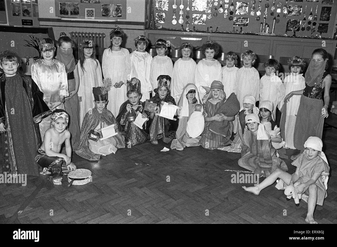 Hopton et première école maternelle nativité - photo de Marie et Joseph et l'enfant Jésus. 17 décembre 1985. Banque D'Images