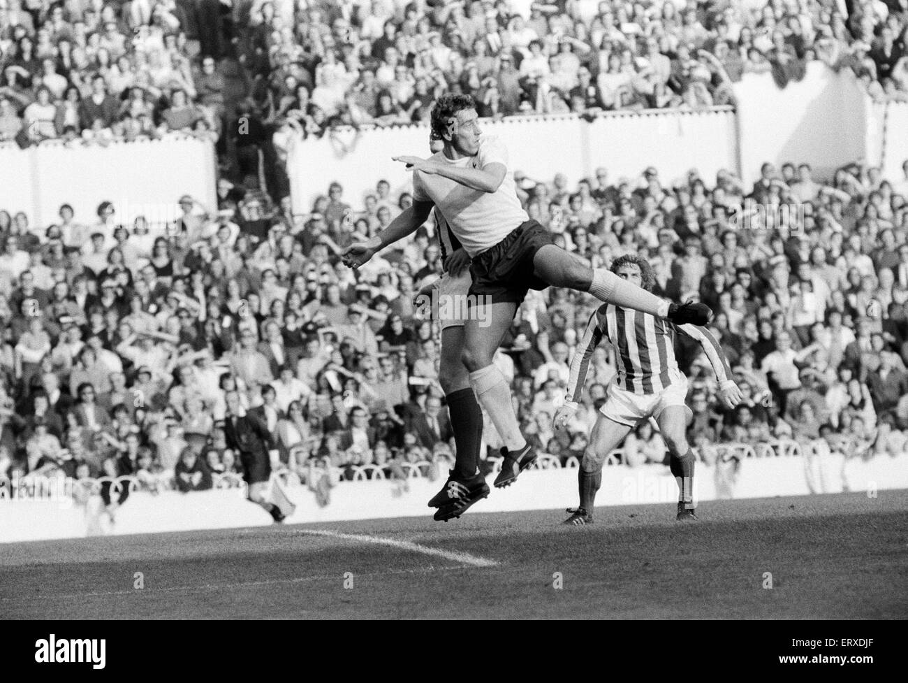 Tottenham Hotspur 4-3 Stoke City, match de championnat à White Hart Lane, samedi 7 octobre 1972. Banque D'Images