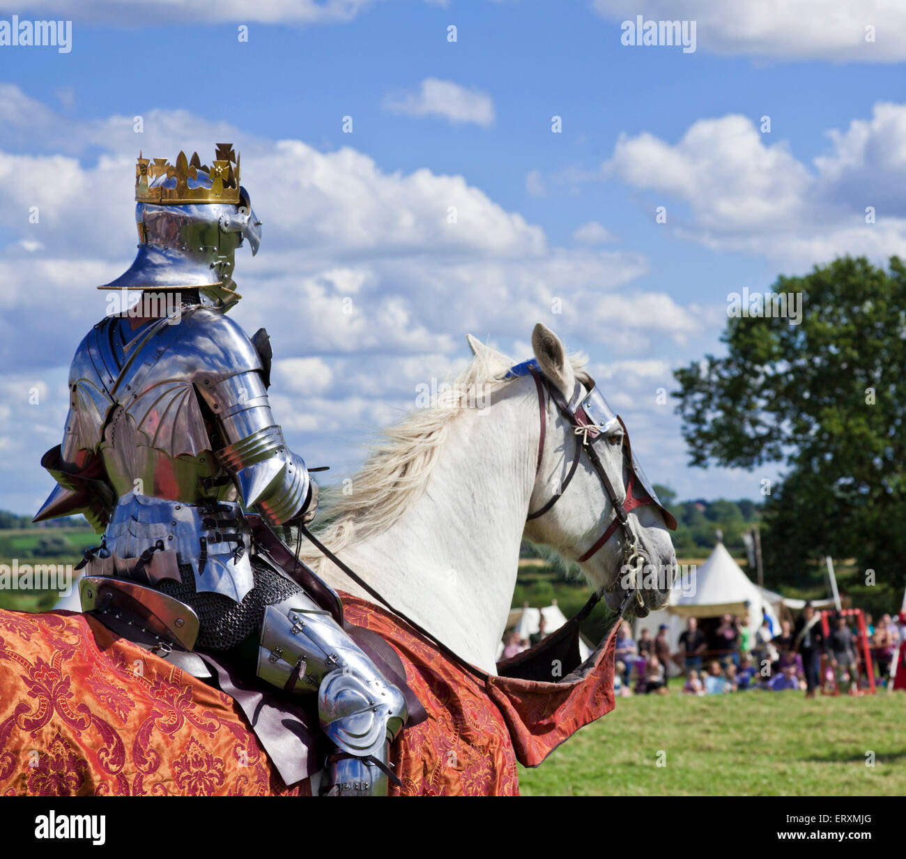 Le roi Richard III regarde la bataille avant la défaite à la bataille de Bosworth Leicestershire Angleterre UK GB EU Europe Banque D'Images