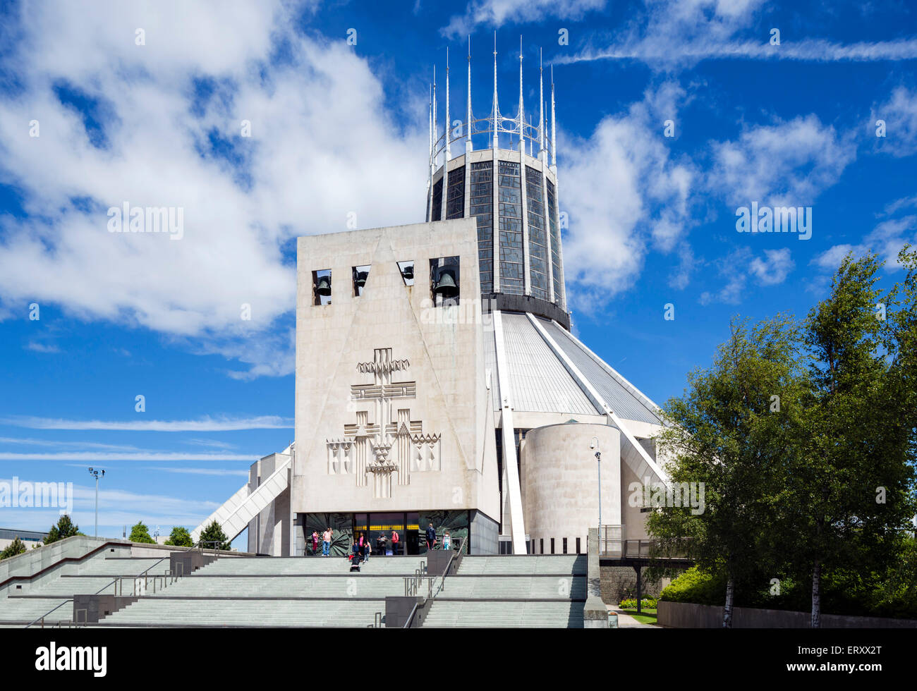 L'avant de la Cathédrale Métropolitaine de Liverpool, Liverpool, Merseyside, England, UK Banque D'Images