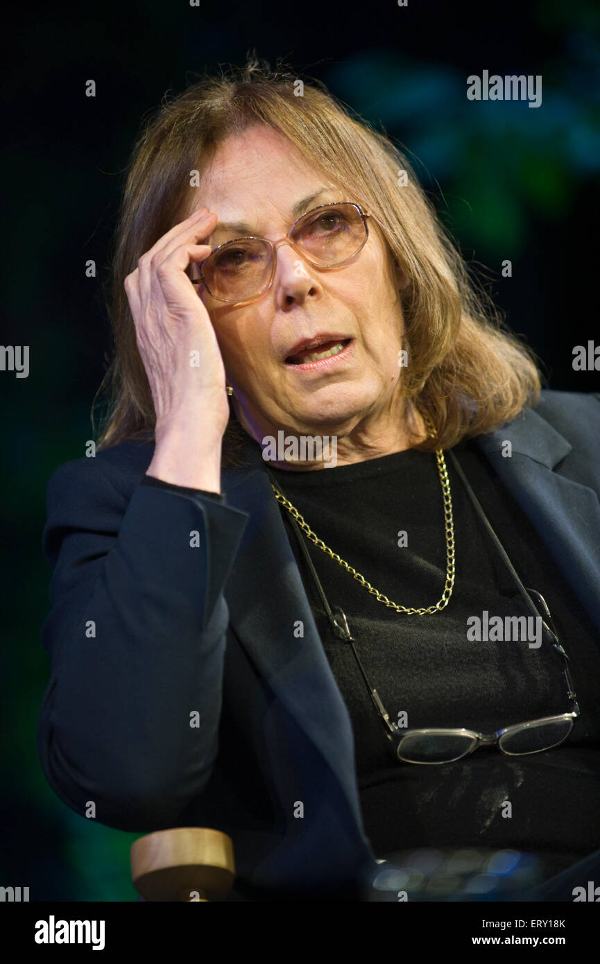 Rose Tremain romancier parlant sur scène à Hay Festival 2015 Banque D'Images