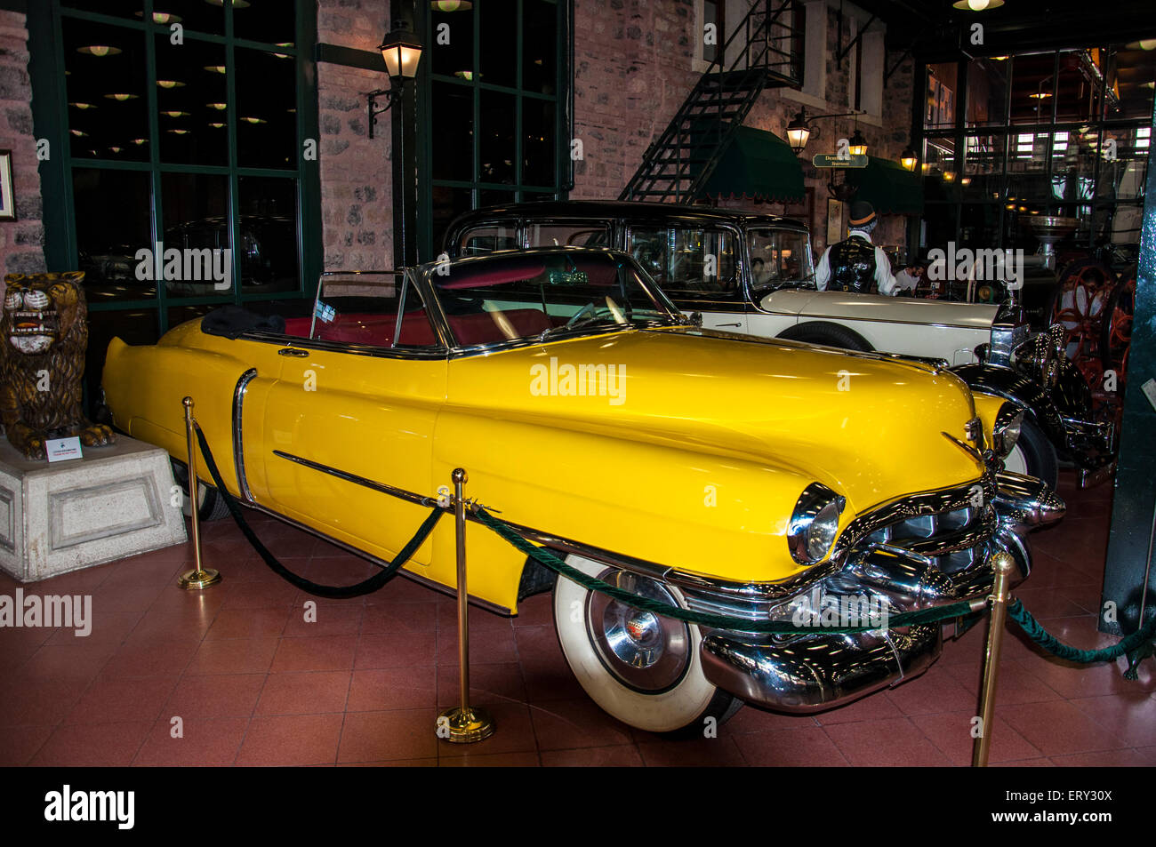 1953 Cadillac Series 62 convertible dans le Musée Rahmi M. Koc Banque D'Images