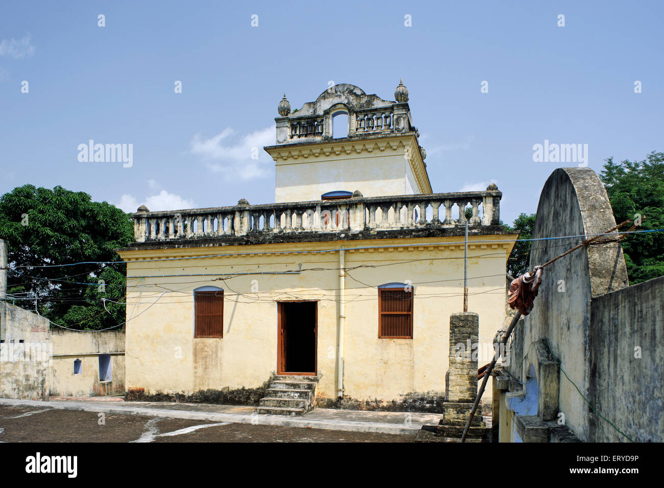 Temple bouddhiste birman ; Shravasti ; Uttar Pradesh ; Inde , asie Banque D'Images
