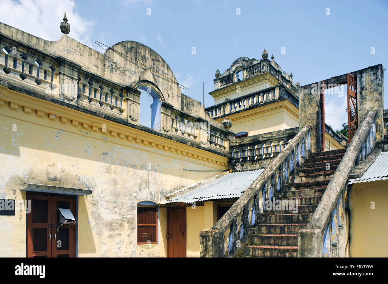 Temple bouddhiste birman ; Shravasti ; Uttar Pradesh ; Inde , asie Banque D'Images