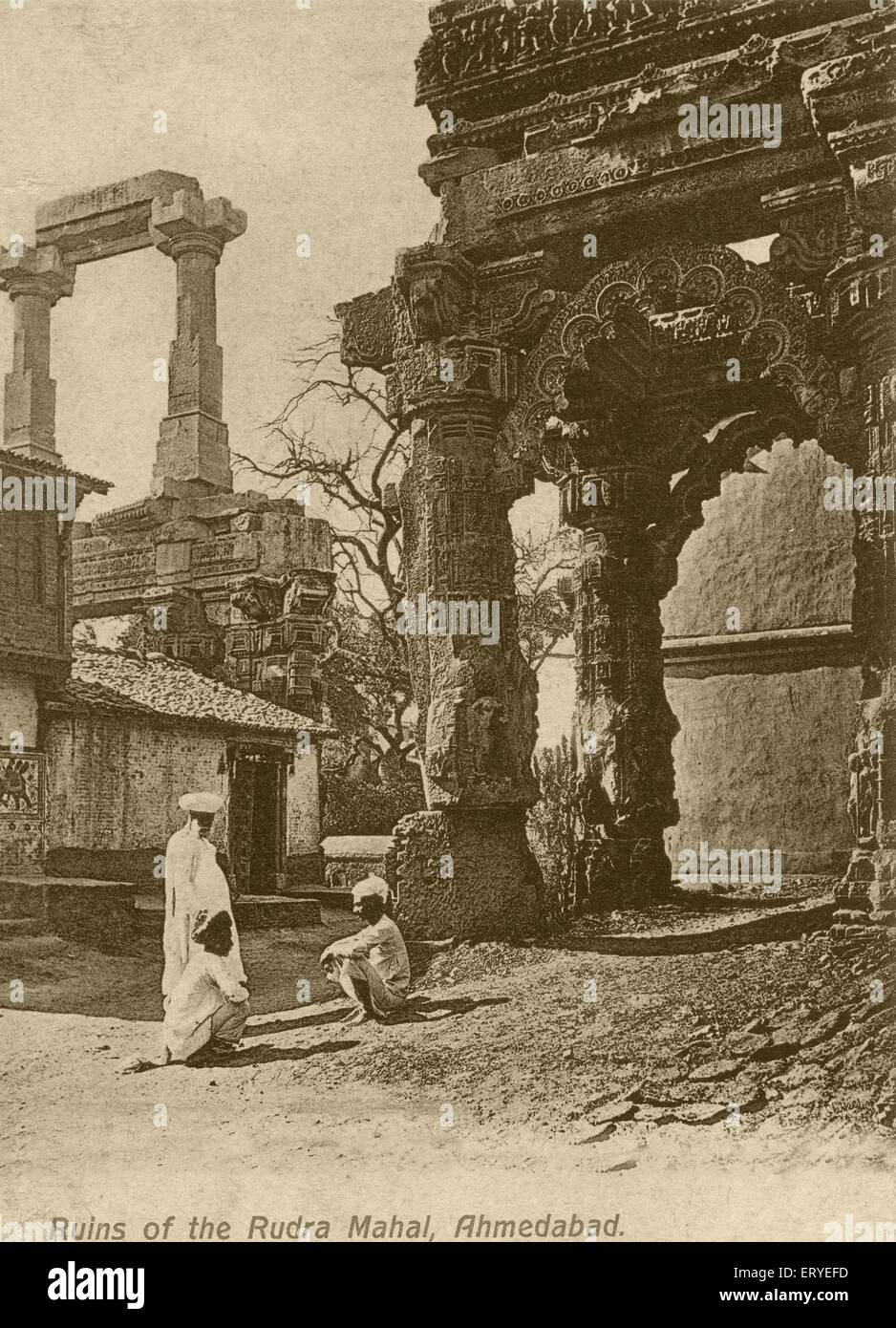 Ancienne image vintage 1900s ; ruines de Rudra mahal ; Ahmedabad ; Gujarat ; Inde ; Inde Banque D'Images