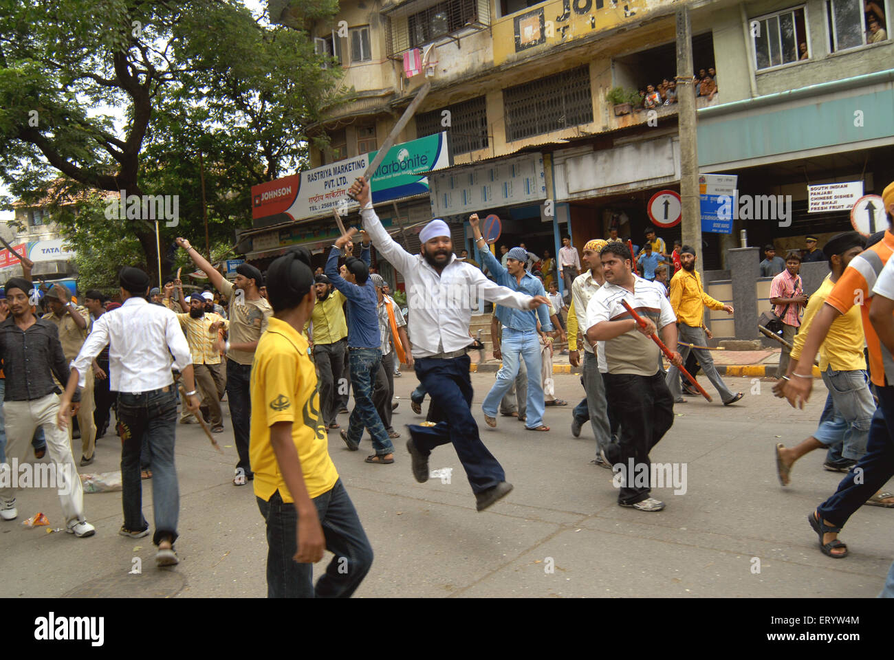 La communauté sikh protester contre le feu du corps de dera saccha sauda chef ram rahim à Mulund Banque D'Images