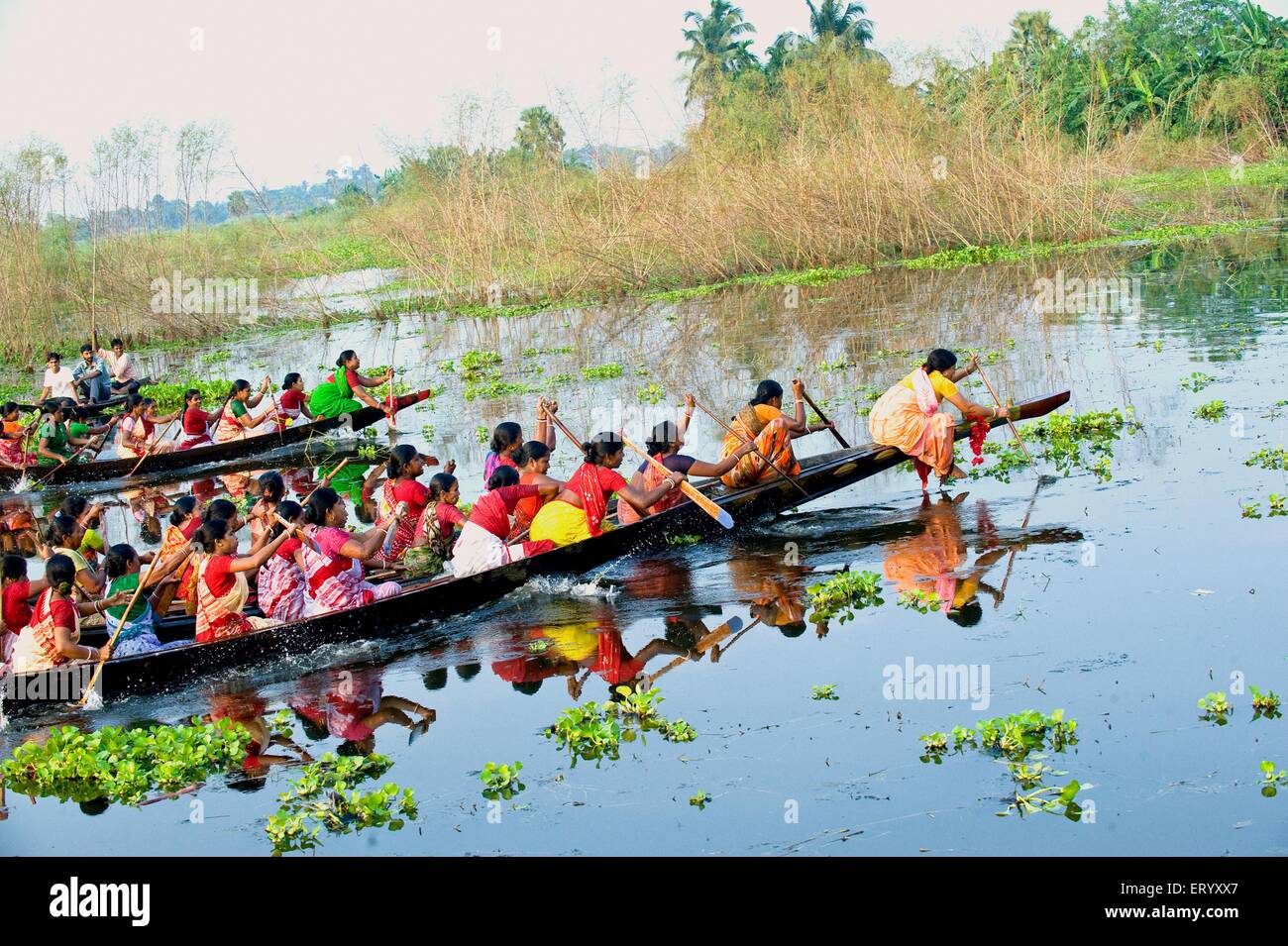 Course de bateaux pour femmes, Kasipur, Calcutta, Kolkata, Bengale occidental, Inde, Asie Banque D'Images