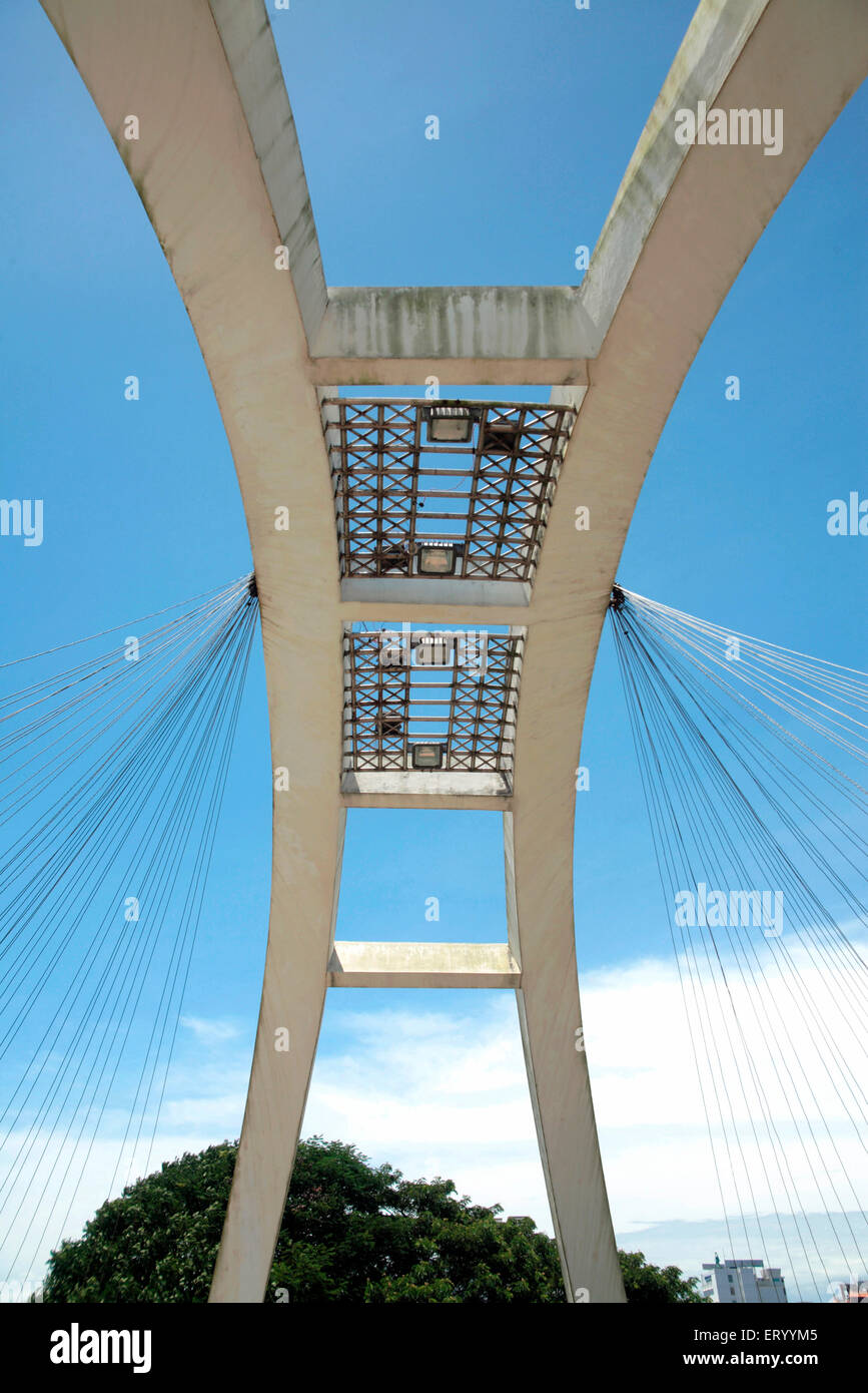 Rainbow Hanging Bridge , Marine Drive , Cochin , Kochi , Kerala , Inde , Asie Banque D'Images