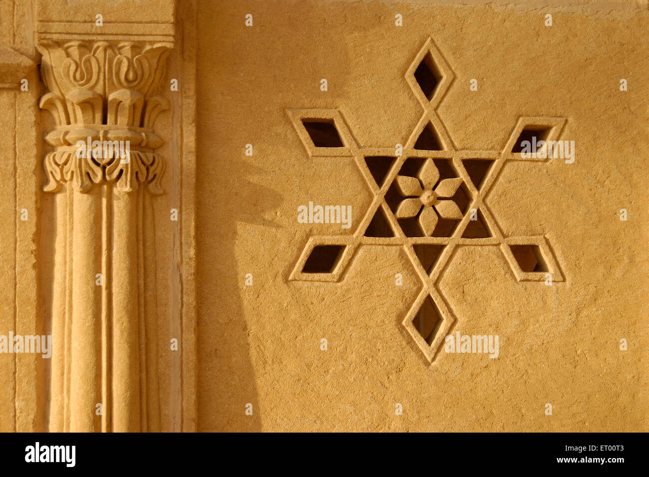 Design sur mur du Temple d'Asie Inde Rajasthan Jaisalmer Banque D'Images