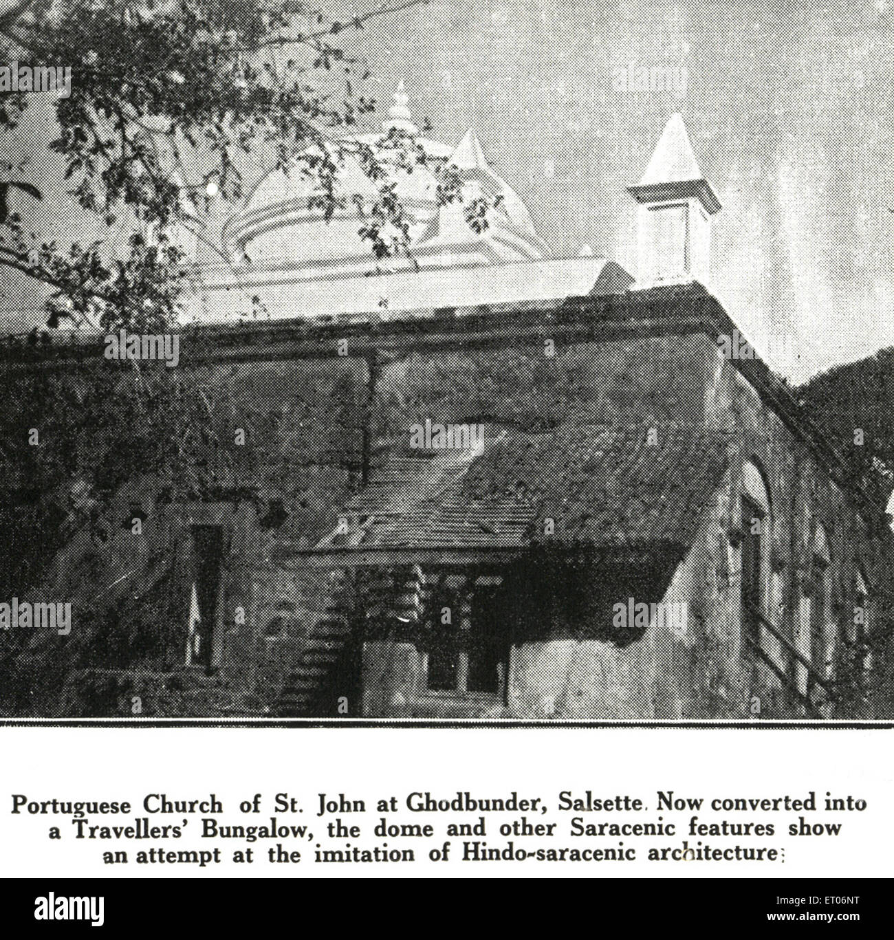 L'église portugaise de Saint Jean Ghodbunder Salsette converti traveller's dome bungalow hindou imitation de l'architecture mauresques Banque D'Images