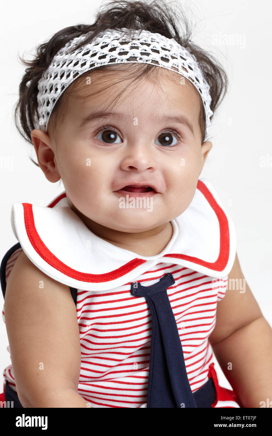 Petite fille joyeuse ; Inde M. n° 765 Banque D'Images