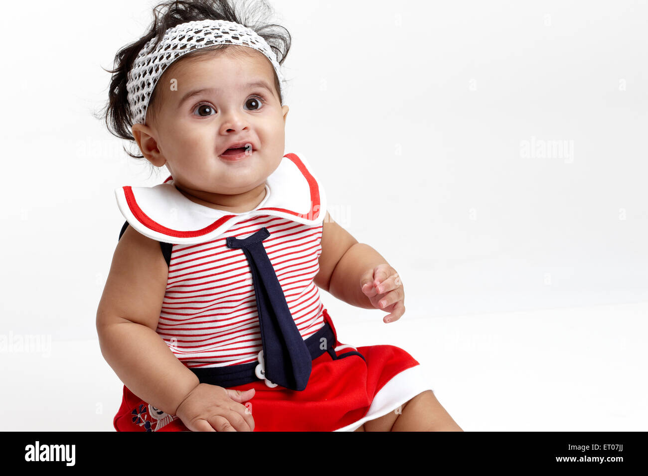 Bébé fille sur fond blanc , MR#765 Banque D'Images