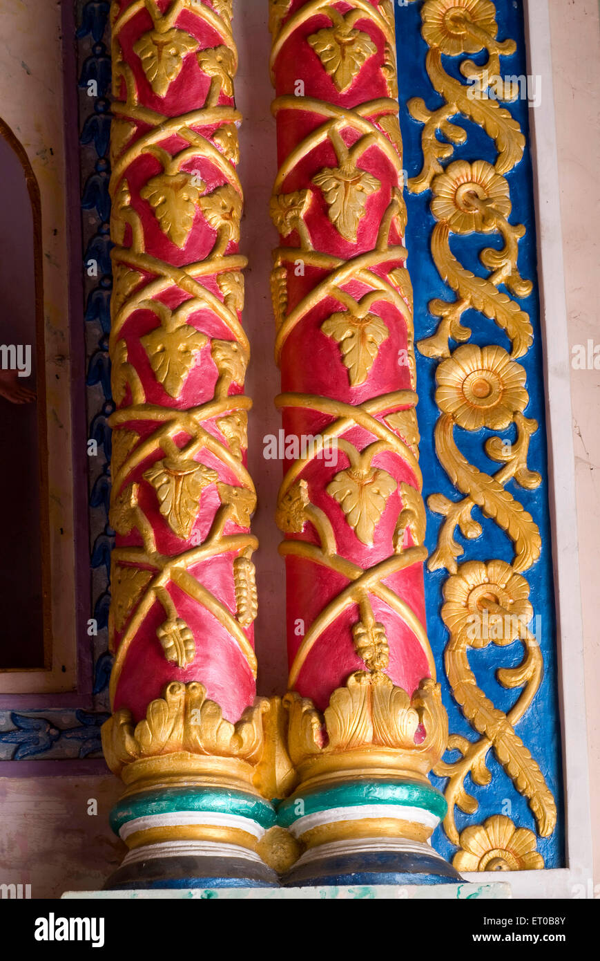 Détails de l'autel de l'église ; Saint Thomas d'Kottakkavu 1308 A.D. en Amérique du Varkala Kerala ; Inde ; Banque D'Images