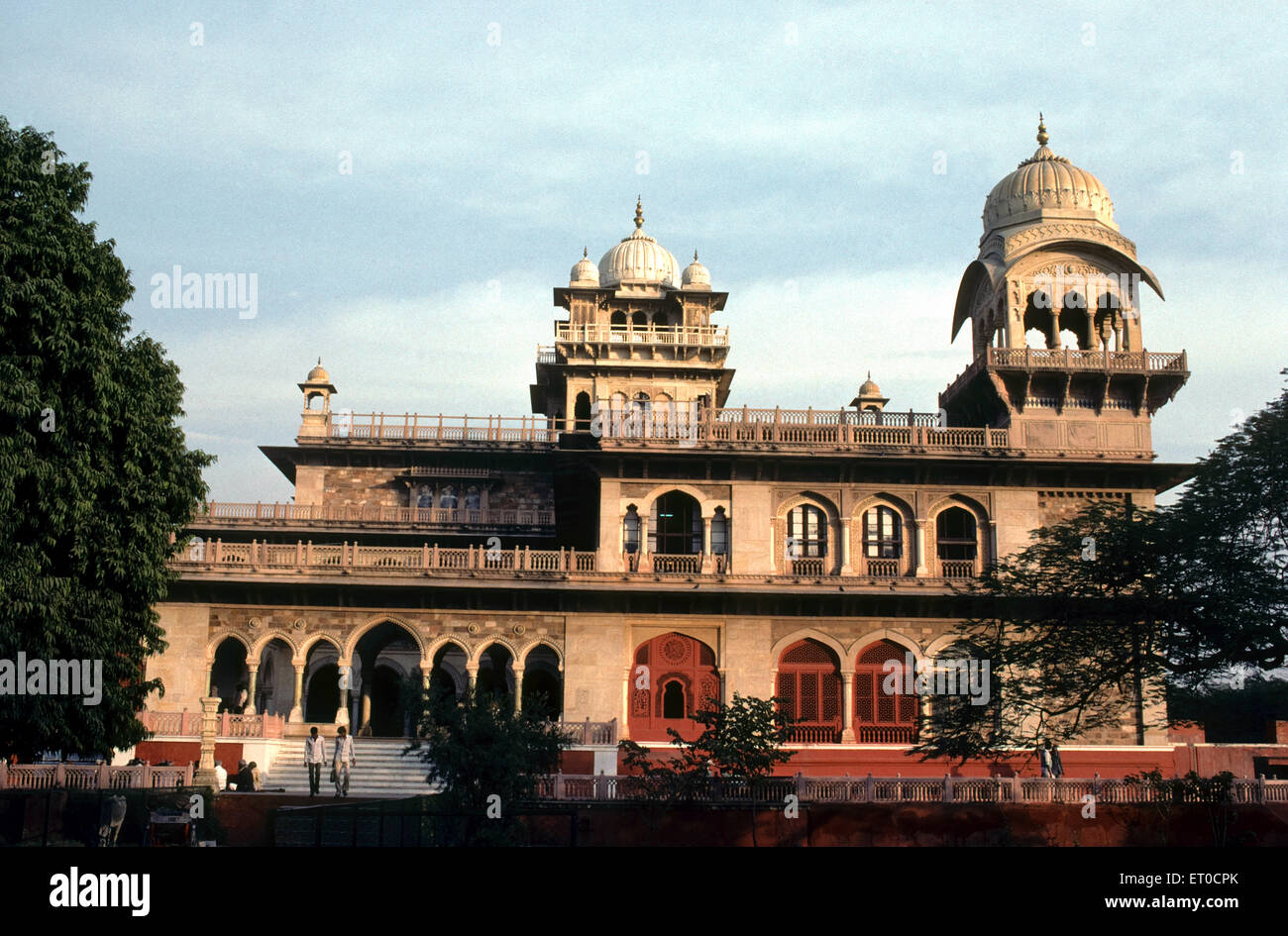 Musée de Jaipur en Ram Vilas gardens à Jaipur Rajasthan ; Inde ; Banque D'Images