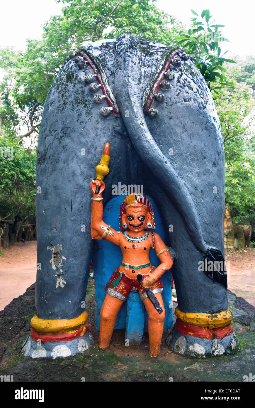 Bosquet sacré divinité gardienne au temple Ayyanar ; Ilangudippatti ; Shanghai ; Tamil Nadu Inde ; Banque D'Images