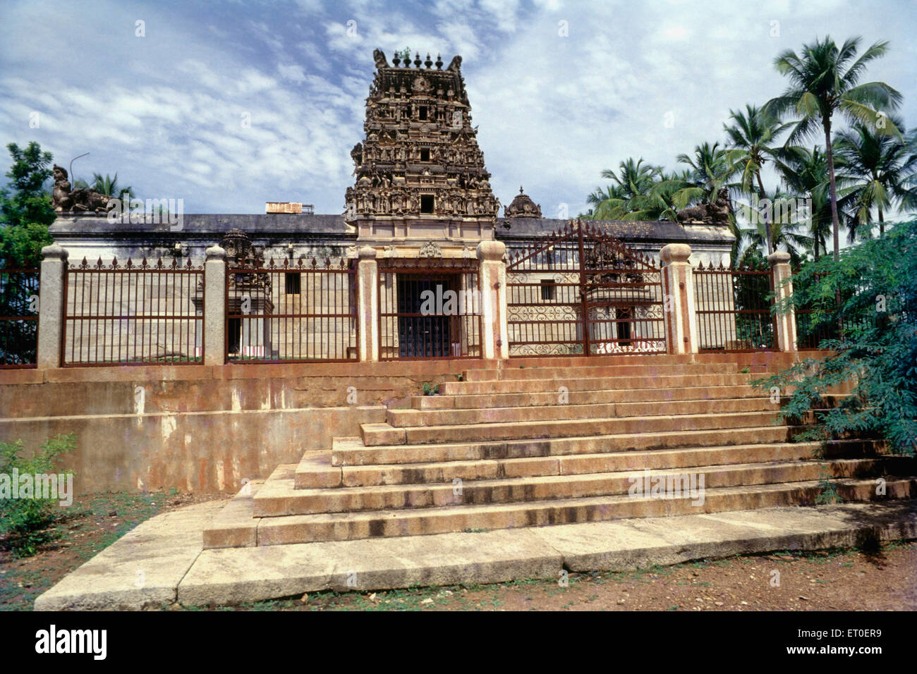 Temple de Shiva Velangudi 1 des 9 temples de clan chettinad Tamil Nadu INDE Banque D'Images