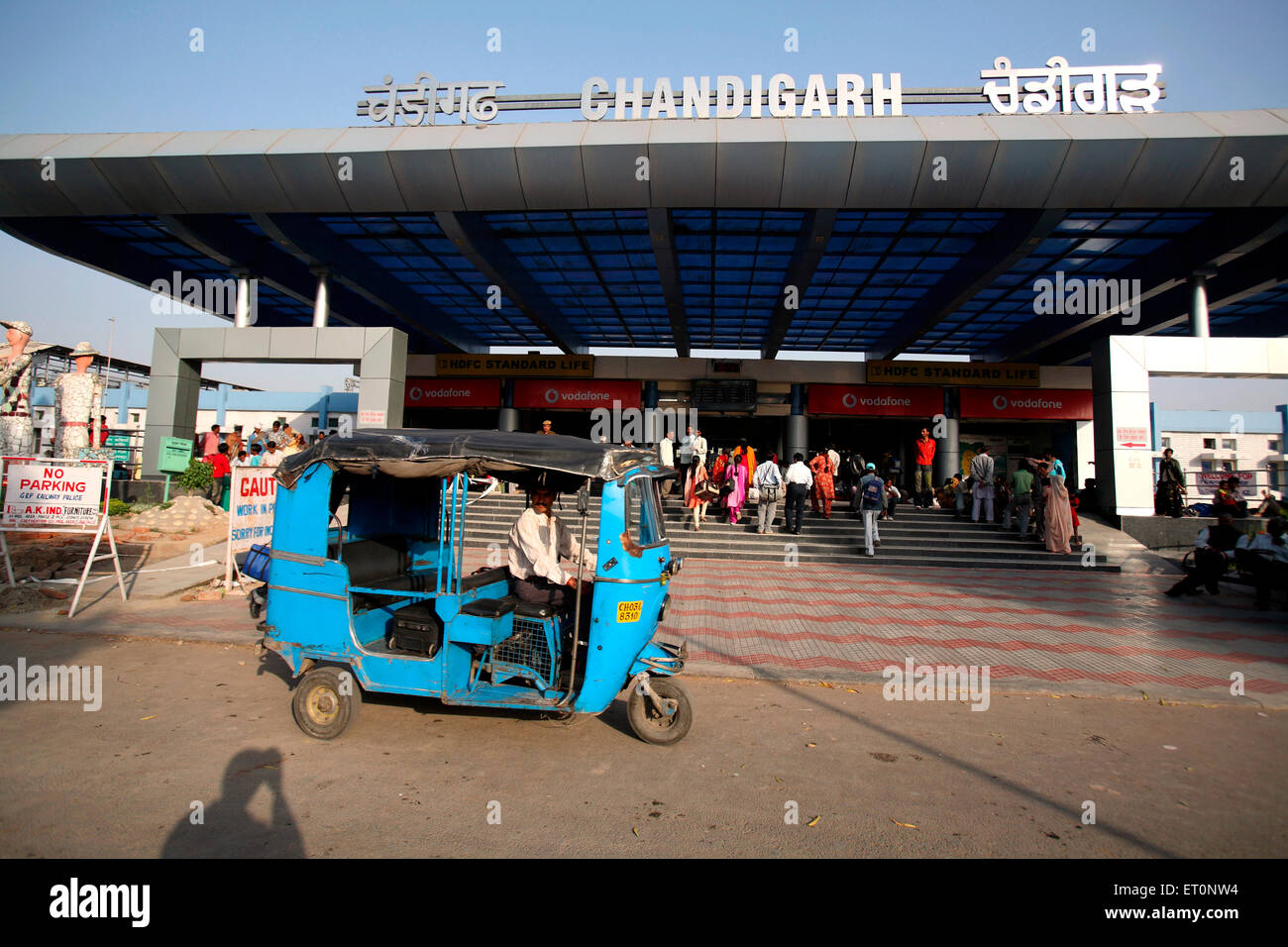 Autorickshaw à l'extérieur de la gare, Chandigarh, Union Territory, UT, Inde, Indien Banque D'Images