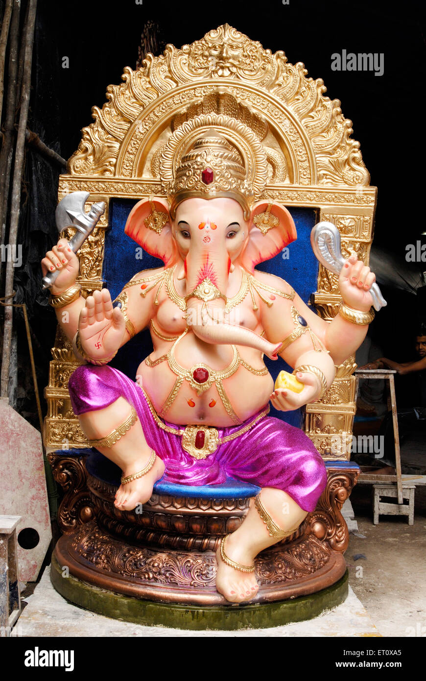 Statue de Lord Ganesh, plâtre de la sculpture de paris, Dieu hindou, Festival de Ganesh, Chitrashala, Lalbaug, Bombay, Mumbai, Maharashtra, Inde Banque D'Images