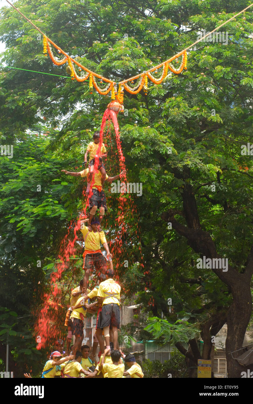 Dahi Handi, festival Dahi Handi, Utlotsavam, Gokulashtami, Janmashtami, Bombay, Mumbai, Maharashtra, Inde, Asie Banque D'Images