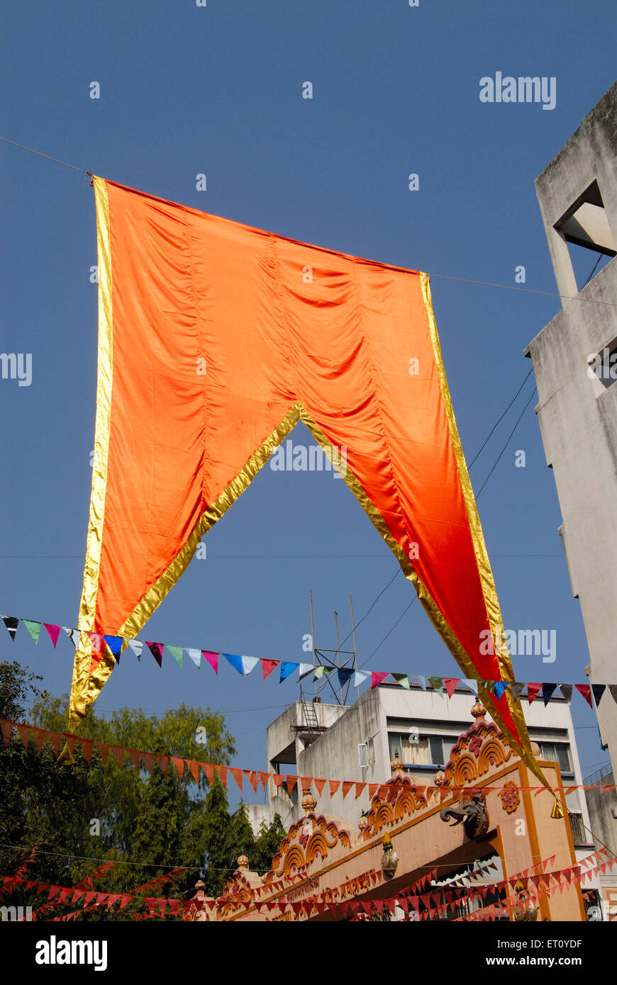 Drapeau safran, symbole hindou, symboles religieux, festival de Mahashivratri, Pune, Maharashtra, Inde Banque D'Images