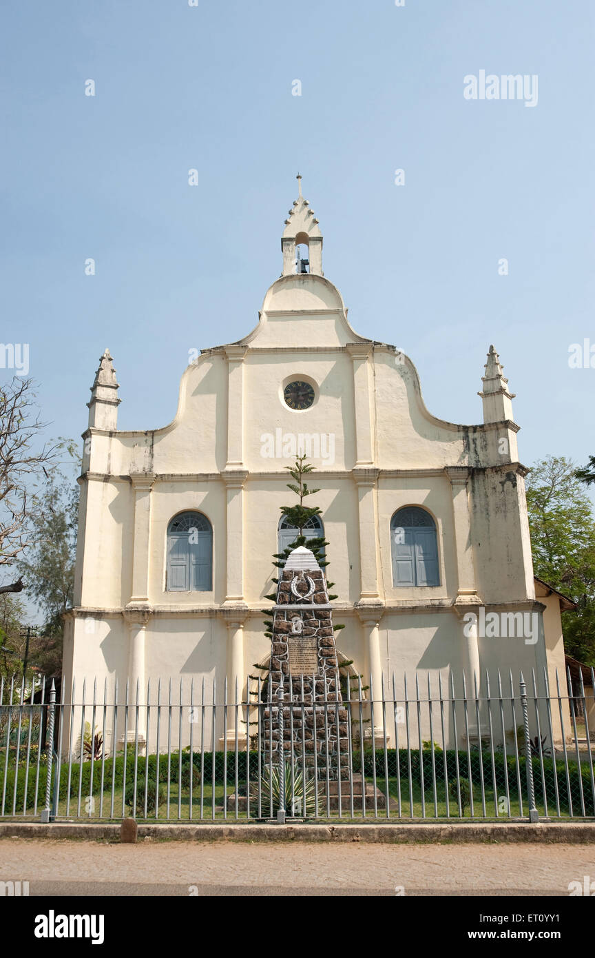 Église Saint François et War Memorial ; Cochin Kochi Kerala Inde ; 2010 ; Banque D'Images
