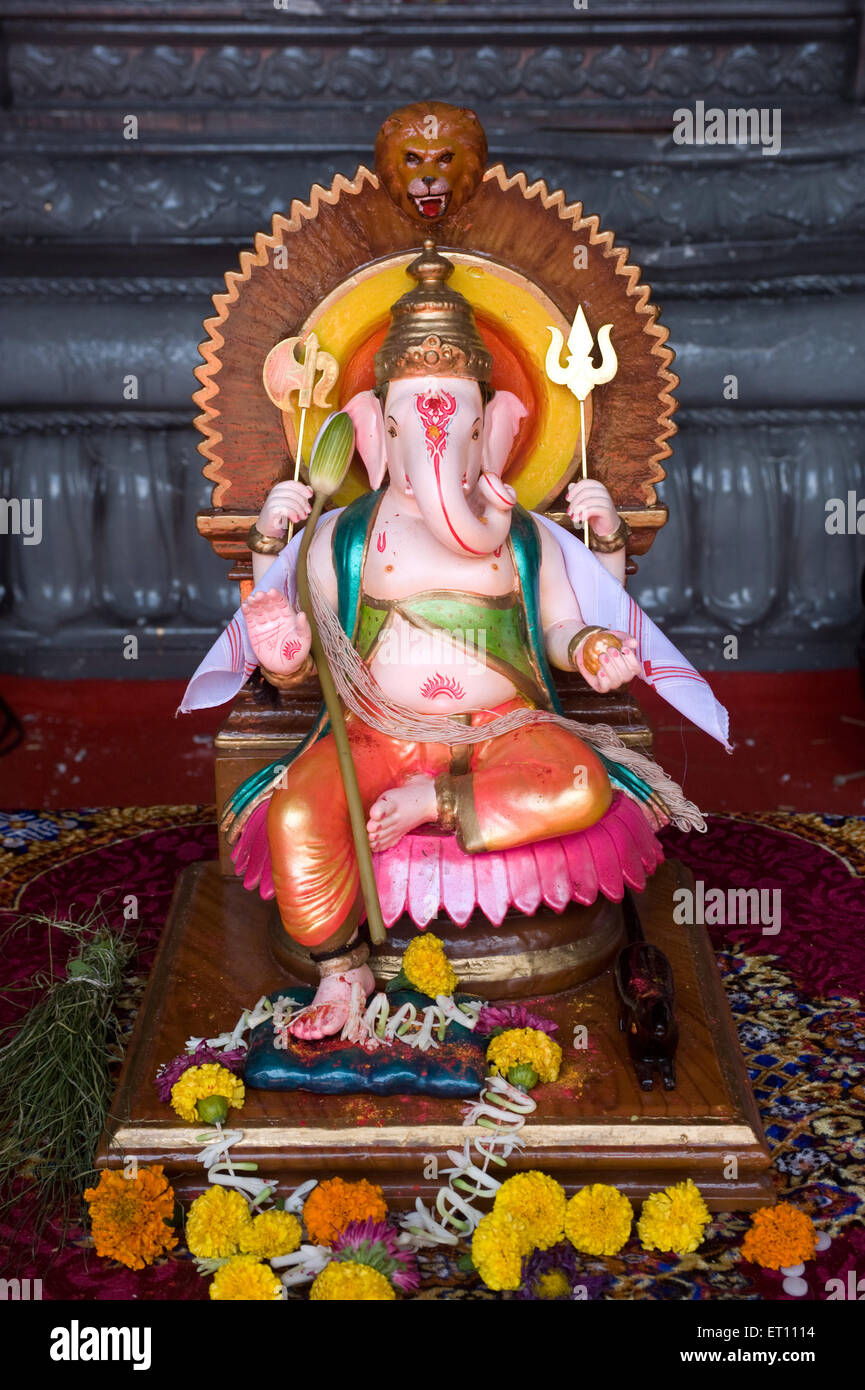 Idole de Seigneur Ganesh Ganpati Pune Maharashtra Inde Festival Asia 2011 Banque D'Images