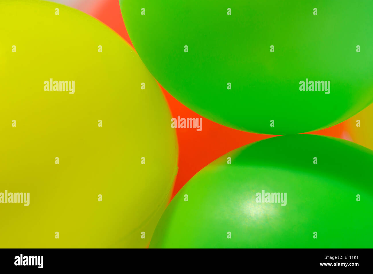 Sphères jaunes et verts pour un motif de fond. Banque D'Images