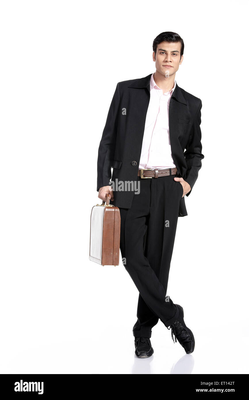 Businessman Standing in posent l'Inde Asie M.# 790E Banque D'Images