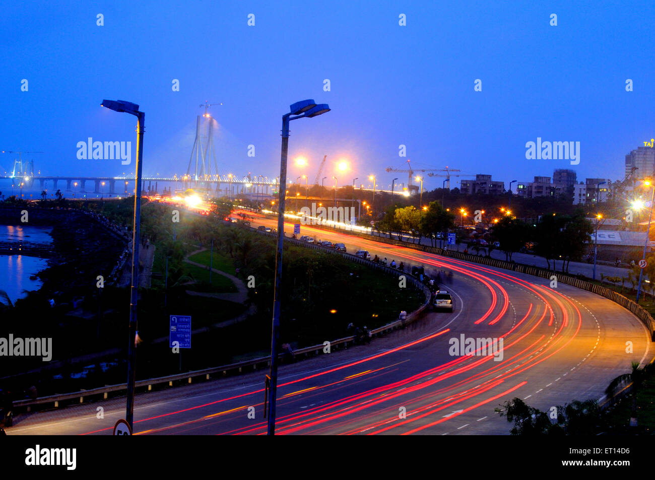 Le Bandra Worli sealink Rajiv Gandhi bridge route ; Bombay Mumbai Maharashtra ; Inde ; Banque D'Images