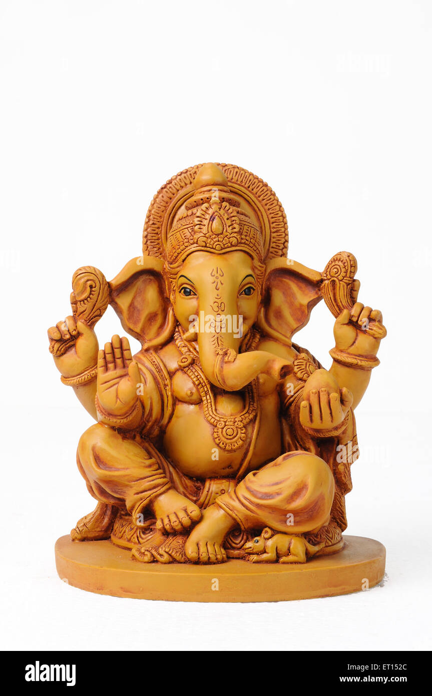 Statue d'argile de lord ganesh avec souris Banque D'Images