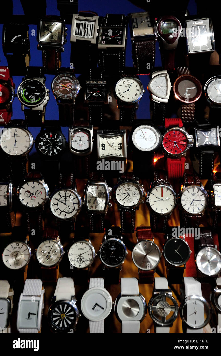 Assorted Collection de montres Ahmedabad Gujarat Inde Asie Banque D'Images