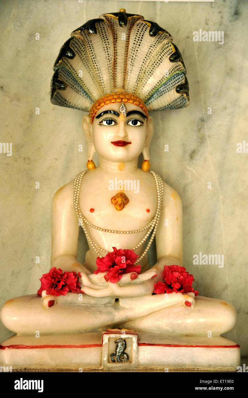 Statue en marbre de Lord Parshwanath, Parshvanatha, Parsvanatha, Parshva, Parsva, Parasnath, 23rd de 24 Tirthantharas de Jainisme Banque D'Images
