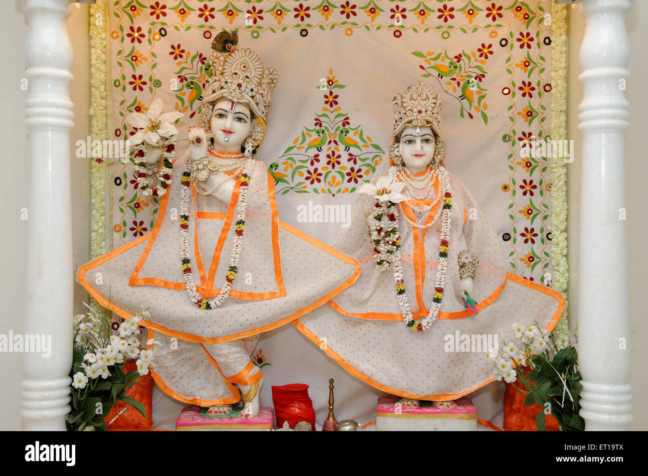 Janmashtami Gokul Festival Ashtami, idole de Seigneur Radha Krishna Fait de marbre PR# 364 Banque D'Images