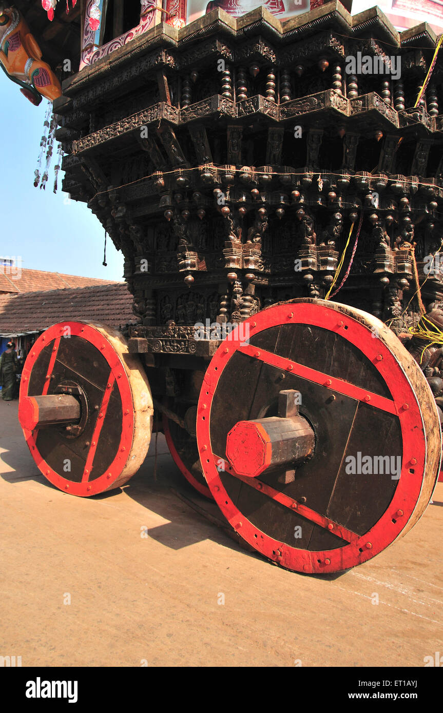 Roues de chars ; Shri Krishna Matha ; Shri Krishna Temple Math ; Temple Udupi Shri Krishna ; Temple hindou ; Udupi ; Karnataka ; Inde Banque D'Images