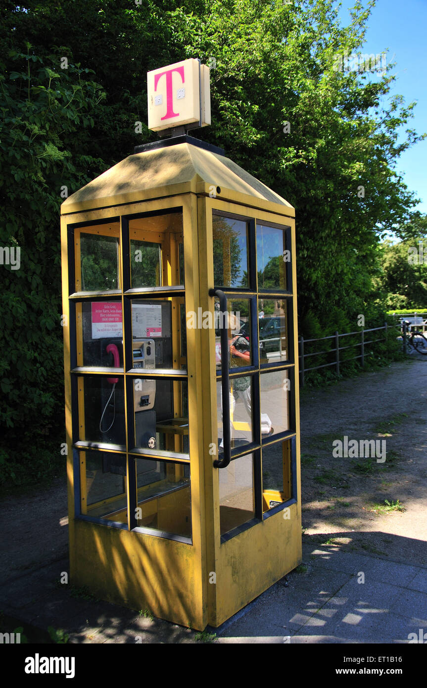 Cabine téléphonique à Lubeck, Allemagne Banque D'Images