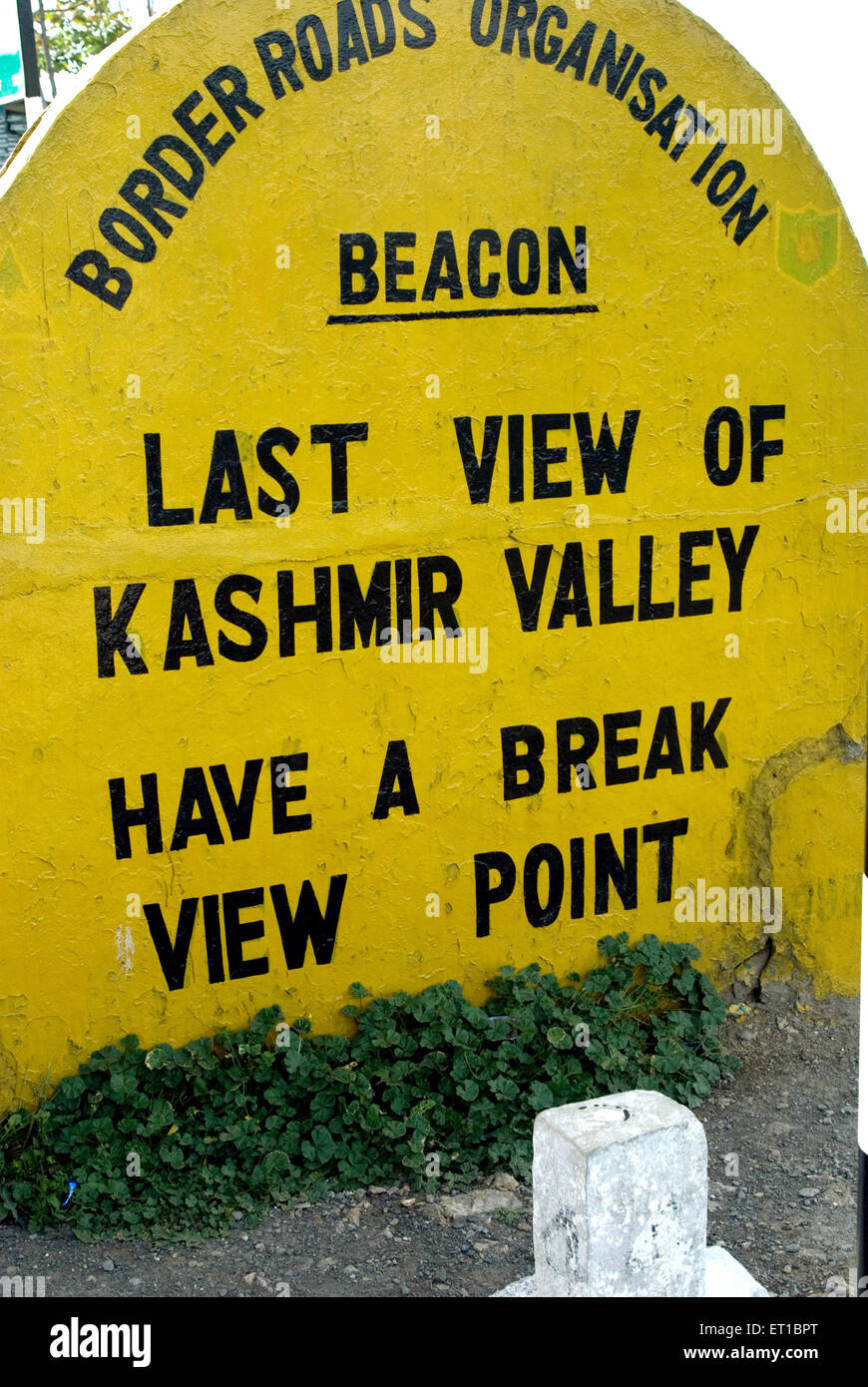 Dernière vue du point de vue de la vallée du Cachemire avant de Jawahar Tunnel sur Srinagar, Jammu Road Jammu-et-Cachemire Inde Asie Banque D'Images