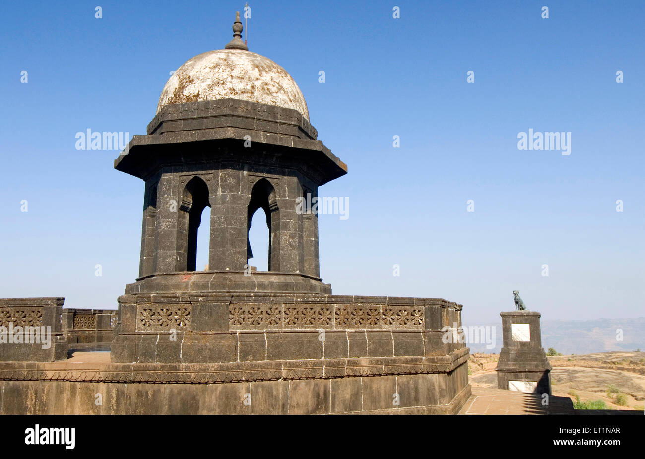 Shri Chhatrapati Shivaji Maharaj lieu de repos à fort Raigad ; Maharashtra ; Inde Banque D'Images