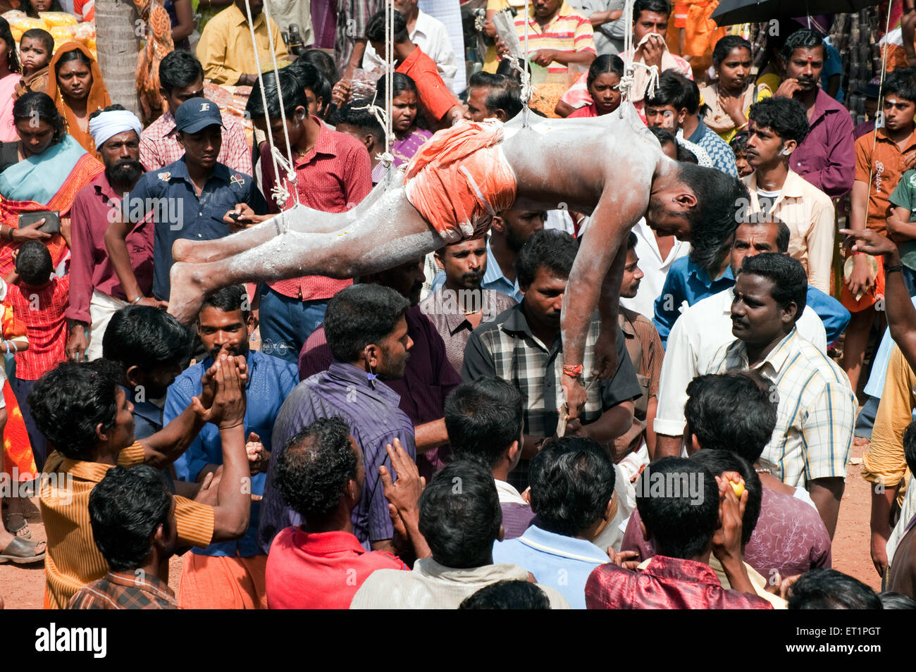 Festival de Thaipusam, festivals de Thaipoosam, festival hindou, rituel de repentance, peau perçante, acte de dévotion, Kerala, Inde, festival indien Banque D'Images Festival de Thaipusam, festivals de Thaipoosam, festival hindou, rituel de repentance, peau perçante, acte de dévotion, Kerala, Inde, festival indien Banque D'Images