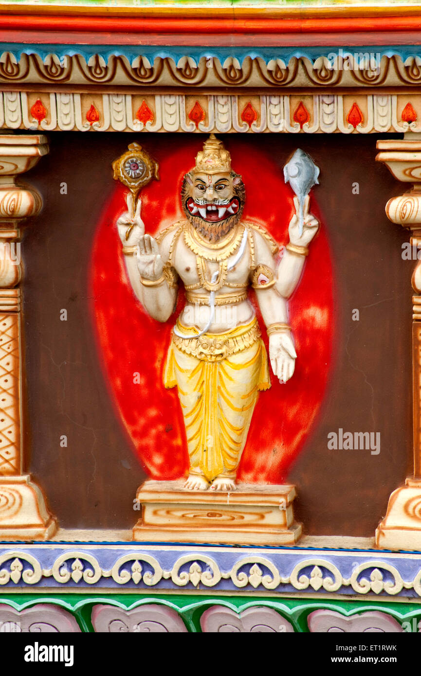 Dashavtar vishnus incarnation narasimha sur le mur de yamai mandir à aundh ; ; ; Inde Maharashtra Satara Banque D'Images