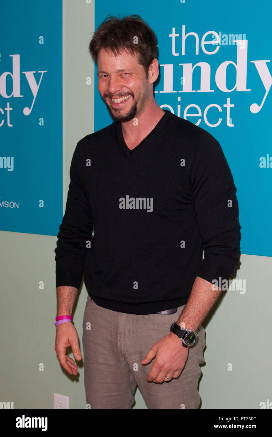 Los Angeles, Californie, USA. 10 Juin, 2015. Ike Barinholtz assiste à l'Universal Television Mindy panneau Projet de UCB Sunset Theater Le 10 juin, 2015 à Los Angeles, Californie, USA. TLeopold Globe Crédit :/Photos/ZUMA/Alamy Fil Live News Banque D'Images